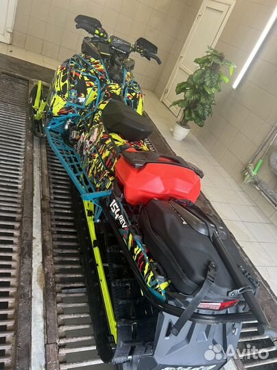 Продам снегоход