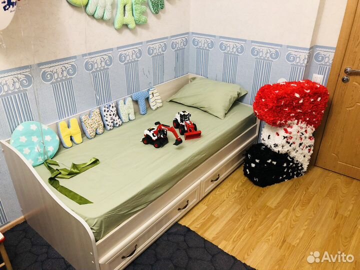 Цифра 1, 2, 3, 5, 8 на день рождения