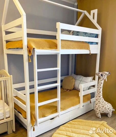 Кровать двухьярусная от производителя
