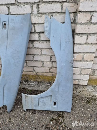 Крылья пластик laurel c35