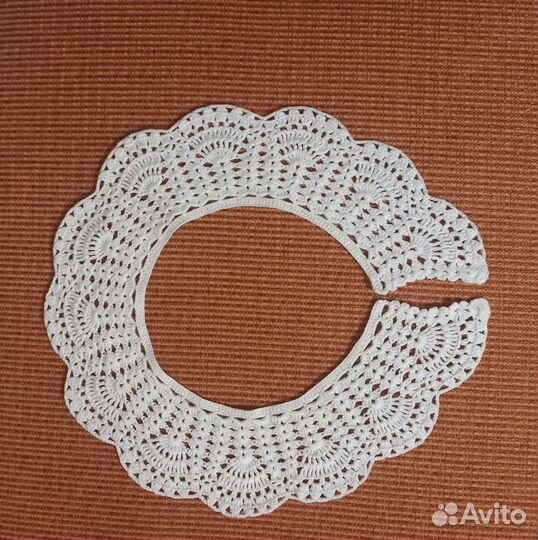 Вязанный воротничок