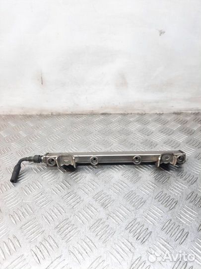 Топливная рампа Volvo V50 универсал 1.8 B4184S