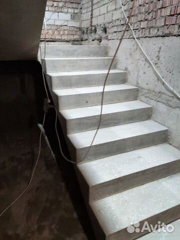 Бетонные лестницы в дом