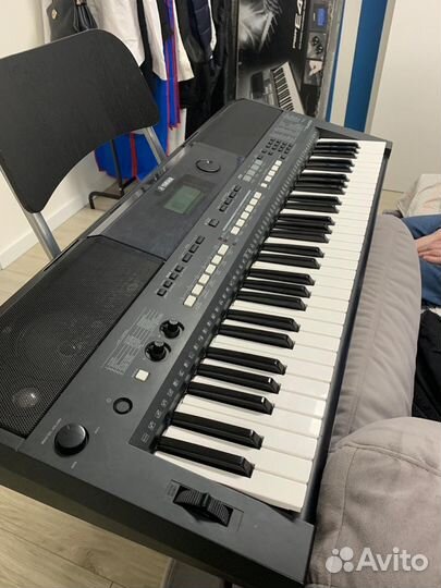 Синтезатор