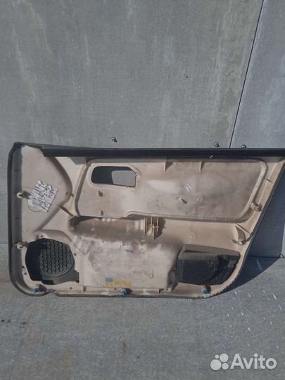 Дверная карта передняя левая Nissan Primеrа P11