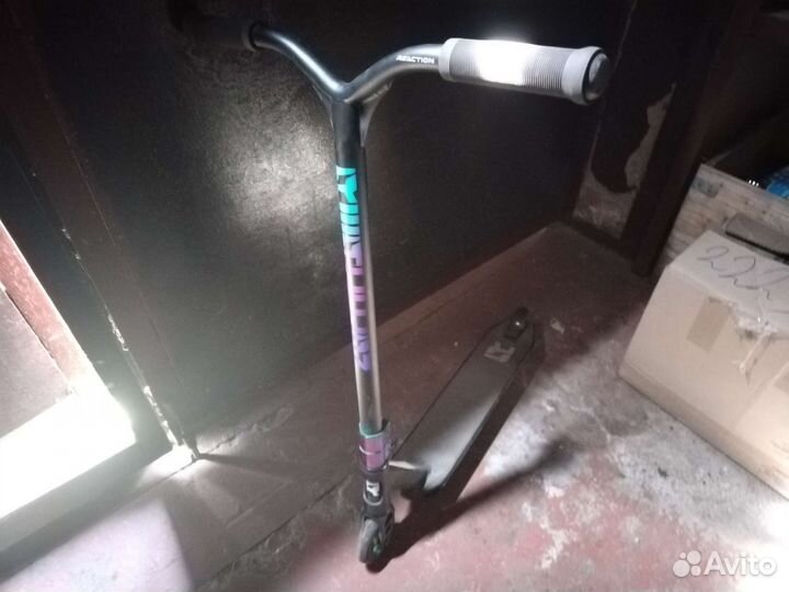 Трюковой самокат