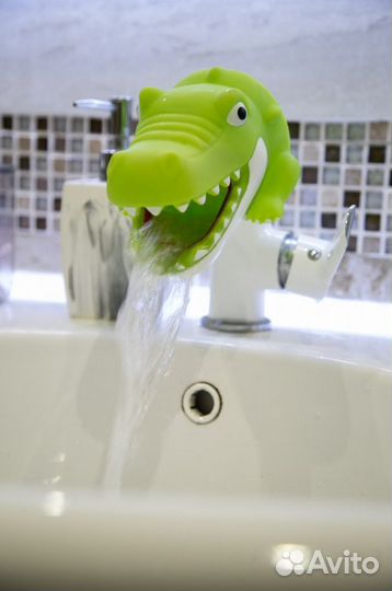 Насадка на кран игрушка для ванной