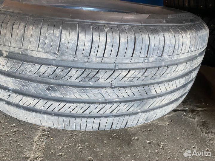 Event GL697 265/65 R17 112H