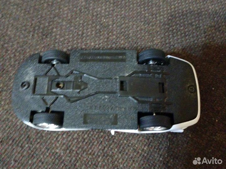 Модели автомобилей 1/36 dodge viper