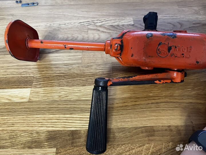 Дрель ручная. Польша