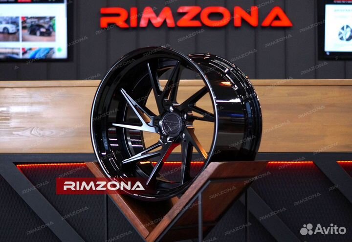 Двусоставные кованые диски R20 на Camaro