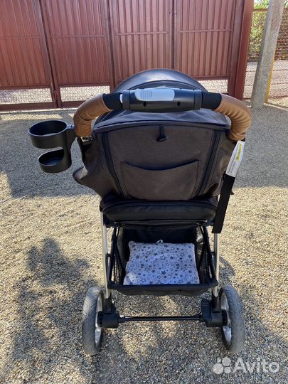 Коляска прогулочная