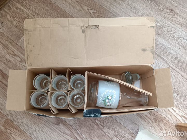 Графин хрустальный с рюмками