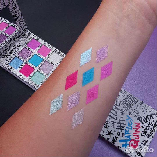 Палетка теней makeup revolution dc x harley quinn