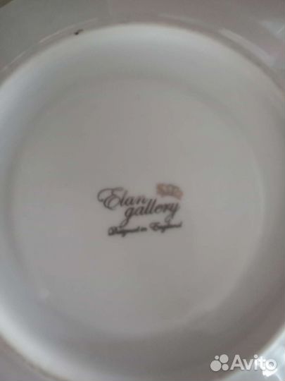 Чашка с блюдцем,блюдо,салфетница