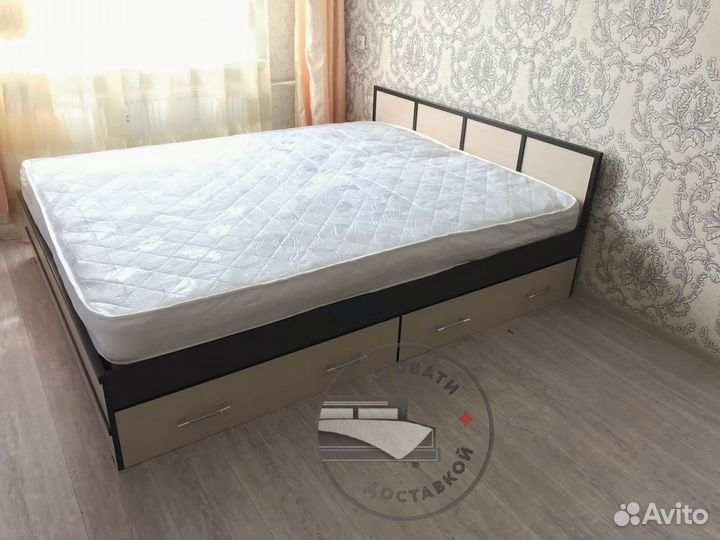 Кровать двухспальная