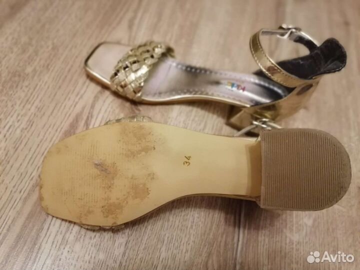 Босоножки для девочки