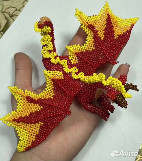 Дракон из бисера