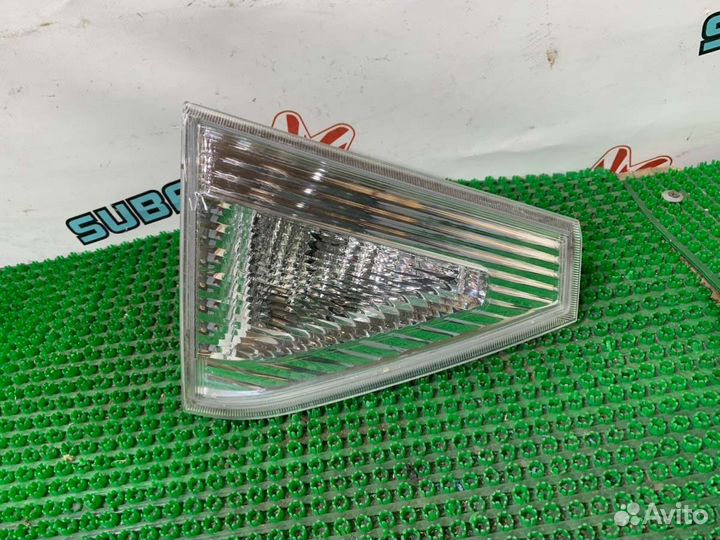 Фонарь крышки багажника левый задний левый Subaru