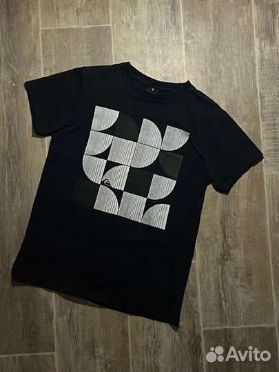Quicksilver футболка оригинальная