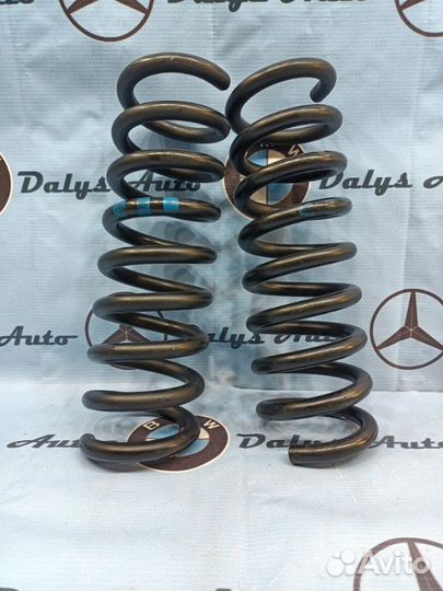 Пружины задние Mercedes-Benz E-Class W210 M104.995