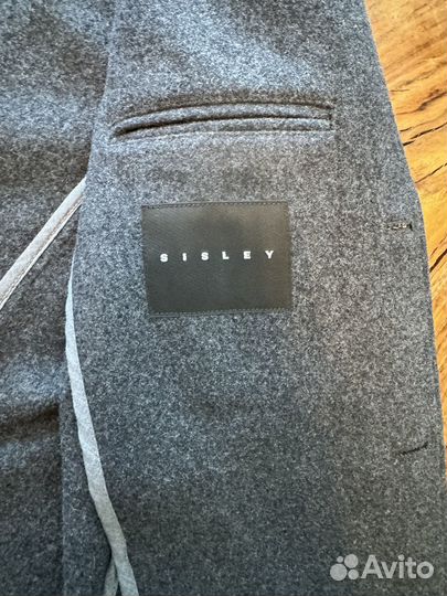 Пальто мужское sisley 42