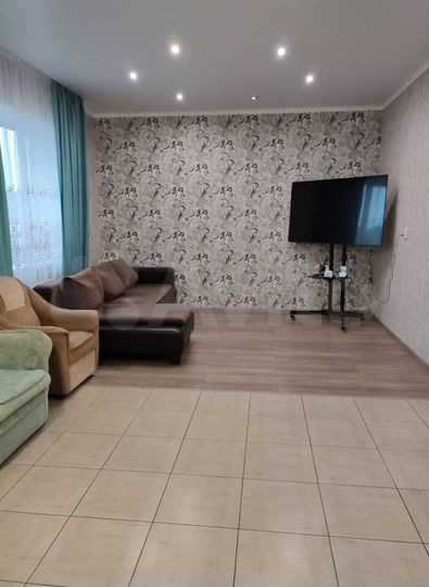 Коттедж 177 м² на участке 15 сот.