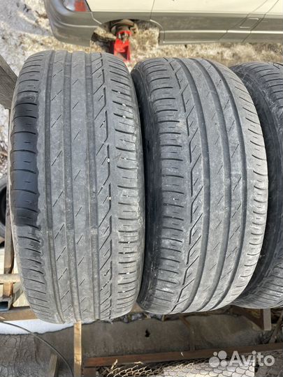 Bridgestone Turanza T001 205/55 R16