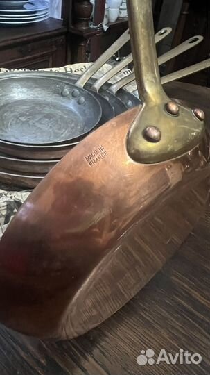 Медные сковородки. Франция