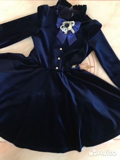 Школьная форма для девочки-первоклашки