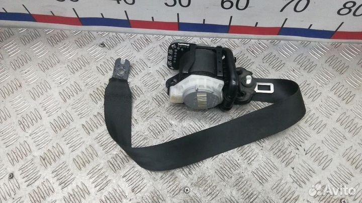 Ремень безопасности с пиропатроном Skoda Octavia