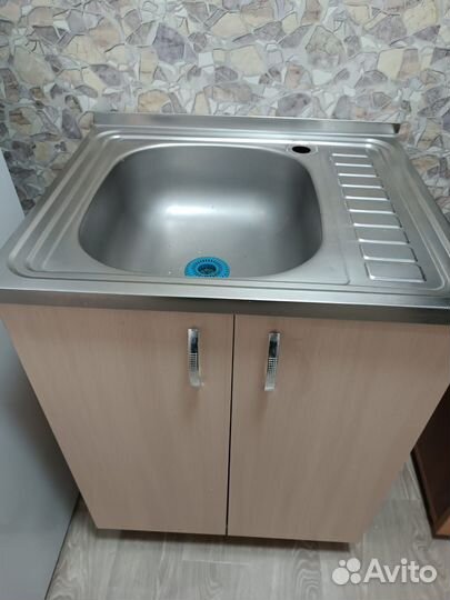Тумба и мойка на кухню