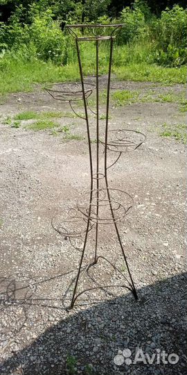 Подставка для цветов напольная металлическая