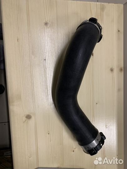 Патрубок интеркулера Mercedes X166 A1665280082