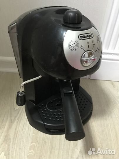 Кофемашина Delonghi