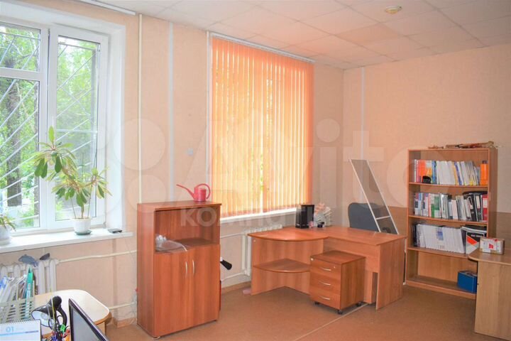 Продам офисное помещение, 375 м²