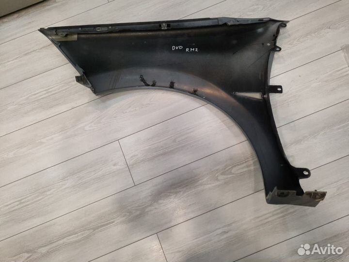 Правое крыло Renault megane 2