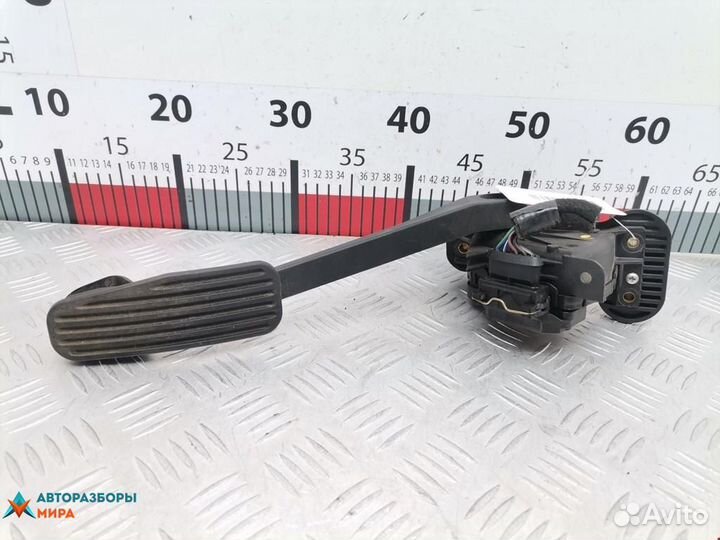 Педаль Volvo V70 2 2002 30683514