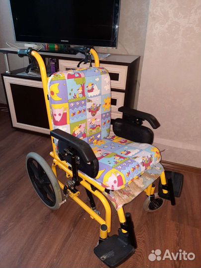 Инвалидная коляска новая