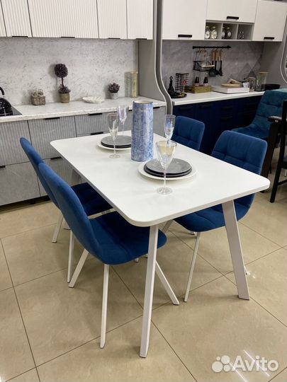 Стол обеденный раскладной в наличии