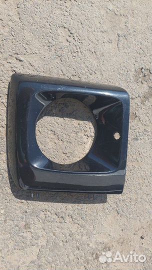 Планка под фару Mercedes G 320 4X4 463 104.996