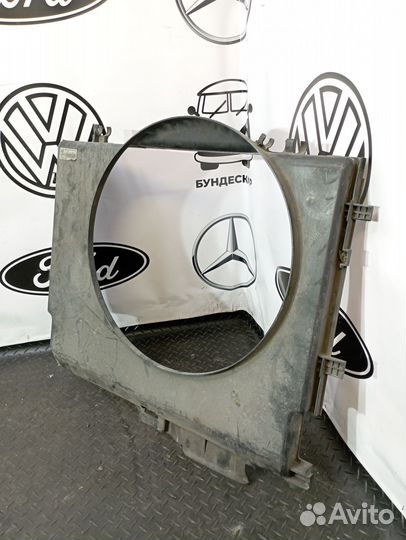 Диффузор вентилятора радиатора Mercedes Vito W639