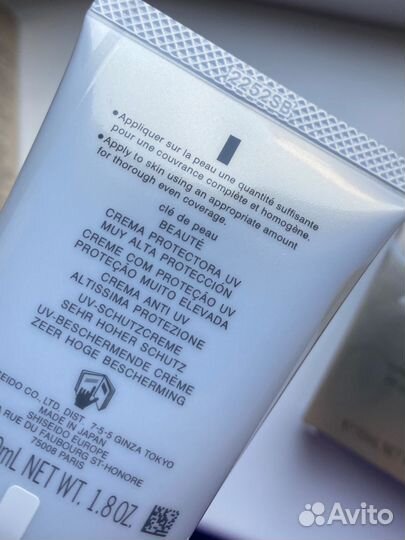 Cle de peau дневной крем для лица с spf50