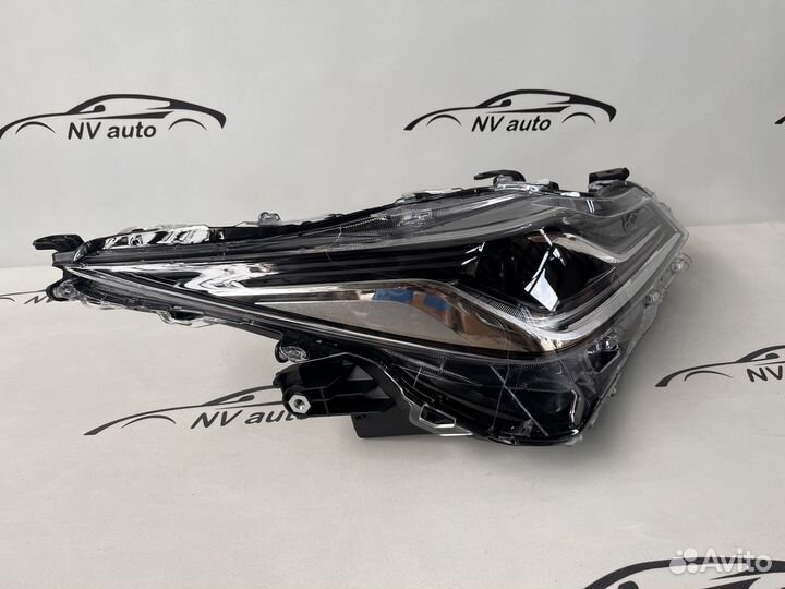 Toyota corolla 210 фара правая диодная 19-22