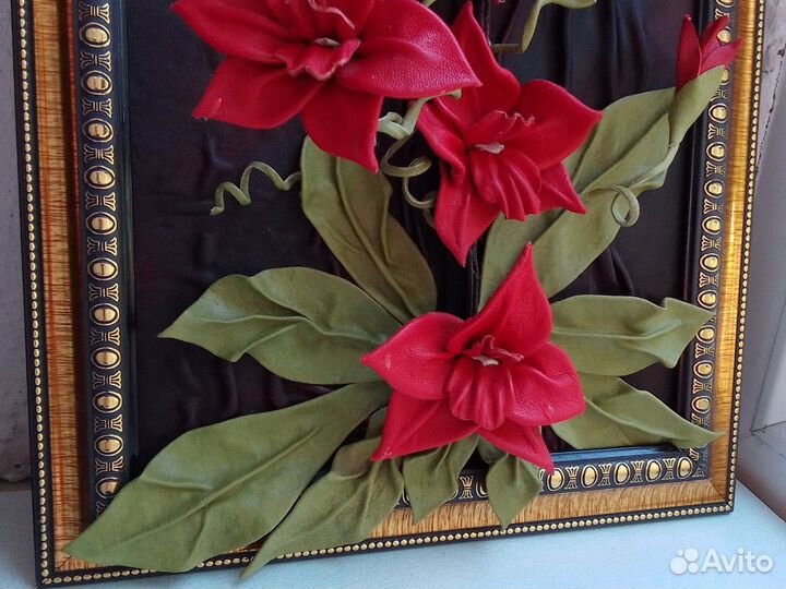 Картина из нат, кожи новая