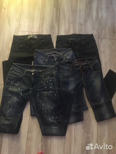 Платье, джинсы