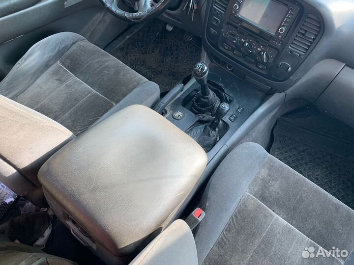 Toyota land cruiser 100 4,2тд МКПП В разборе