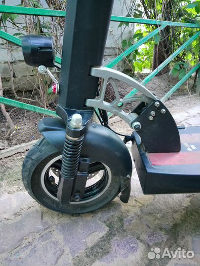 Электросамокат cugoo М 4