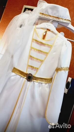 Костюмы Матрёшек, Чеченский наряд для девочек