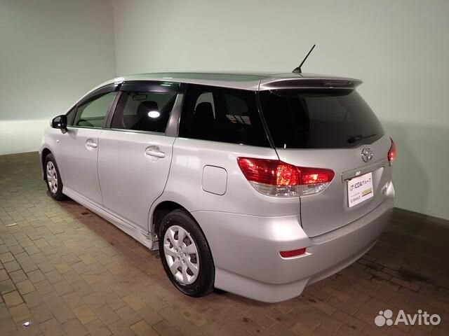 Toyota Wish 1.8 CVT, 2011, 45 213 км